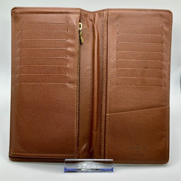 Louis Vuitton Monogram Brazza Wallet Unisex - Picture 3 of 12